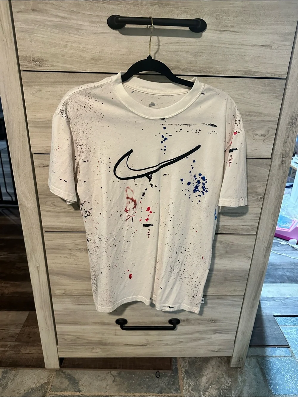 Nike White Short-Sleeve Paint-Splatter Logo Tee